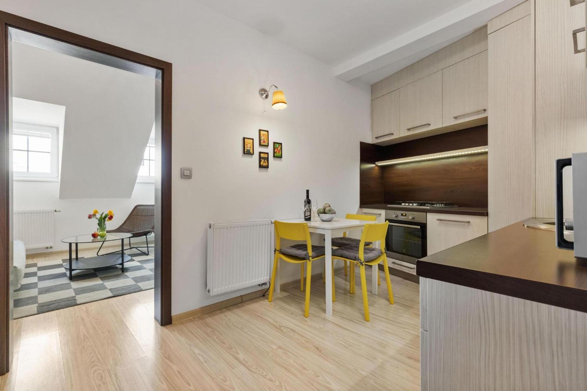 Apple Apartment Братислава Екстер'єр фото